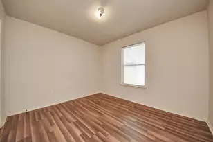 9114 Wolcott Park Ln, Houston, TX 77075 - Photo 14
