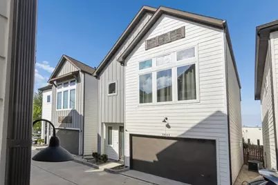 5904 Gardendale Drive #E, Houston, TX 77092 - Photo 2