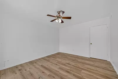 12633 Memorial Drive #216, Houston, TX 77024 - Photo 28