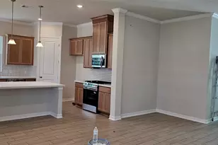 1905 Ashlee Ct, Dickinson, TX 77539 - Photo 4