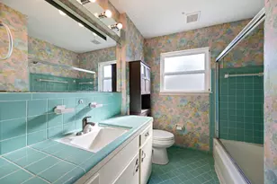 8110 Bob White Dr, Houston, TX 77074 - Photo 14