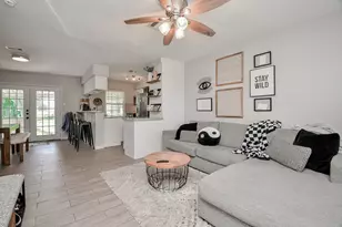 201 Inwood Ln, Highlands, TX 77562 - Photo 6