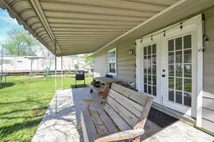 201 Inwood Ln, Highlands, TX 77562 - Photo 30