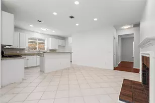 78 N Lace Arbor Dr, The Woodlands, TX 77382 - Photo 18