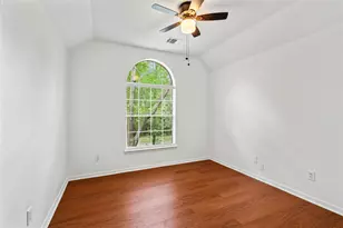 78 N Lace Arbor Dr, The Woodlands, TX 77382 - Photo 24