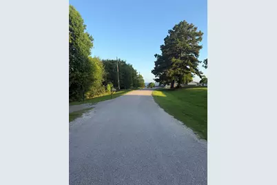 715 Bridgeview Drive, Onalaska, TX 77360 - Photo 2