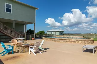 742 Bay Dr, Palacios, TX 77465 - Photo 26