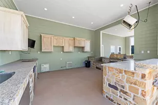 742 Bay Dr, Palacios, TX 77465 - Photo 30