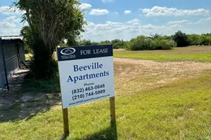 1627 W Fm-351, Beeville, TX 78102 - Photo 2