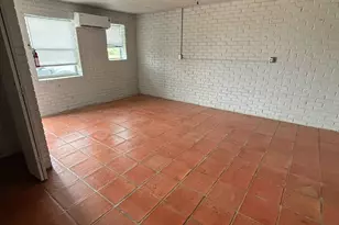 1627 W Fm-351, Beeville, TX 78102 - Photo 12