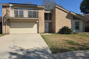 12323 Split Rail Ln, Houston, TX 77071 - Photo 2