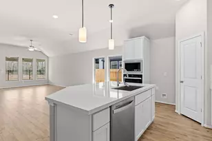 243 Navasota Narrows Wy, Conroe, TX 77304 - Photo 6