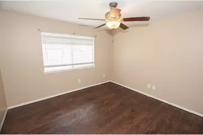 10103 Kirkwren Drive, Houston, TX 77089 - Photo 16