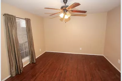10103 Kirkwren Drive, Houston, TX 77089 - Photo 10