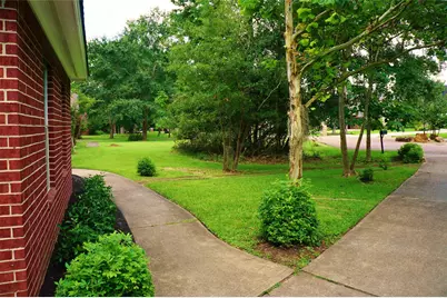 2429 Chantilly Lane, Conroe, TX 77384 - Photo 6