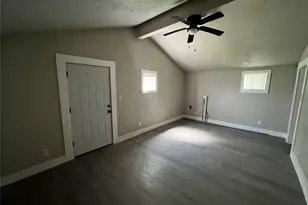 1337 W Procter St, Port Arthur, TX 77640 - Photo 2