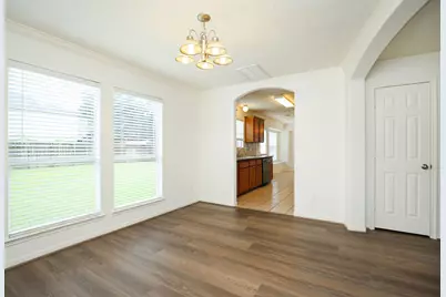 5007 Creekbridge Court, Spring, TX 77379 - Photo 10