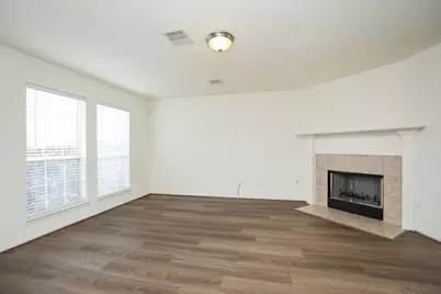5007 Creekbridge Court, Spring, TX 77379 - Photo 8