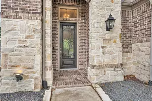 134 Pacific Grove Dr, Montgomery, TX 77316 - Photo 2