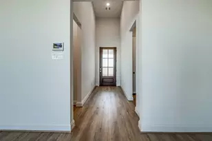 494 Hunters Crossing, Sealy, TX 77474 - Photo 2