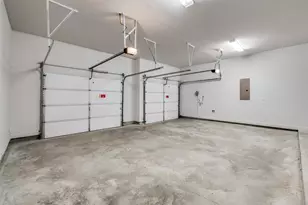 494 Hunters Crossing, Sealy, TX 77474 - Photo 40