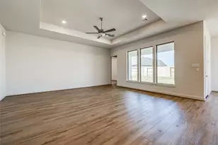 494 Hunters Crossing, Sealy, TX 77474 - Photo 6