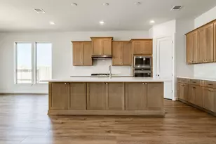 494 Hunters Crossing, Sealy, TX 77474 - Photo 10