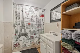 4514 E 24th E St, Dickinson, TX 77539 - Photo 12