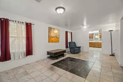 4514 E 24th E Street, Dickinson, TX 77539 - Photo 2