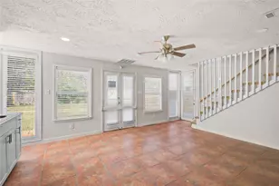 5902 Hornwood Dr B, Houston, TX 77081 - Photo 8