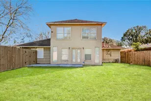 5902 Hornwood Dr B, Houston, TX 77081 - Photo 22