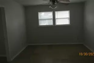 2207 N North Cleveland St, Dayton, TX 77535 - Photo 18