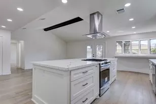 8907 Tanager St, Houston, TX 77036 - Photo 6