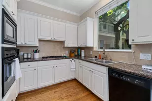 2427 Ralph St, Houston, TX 77006 - Photo 6