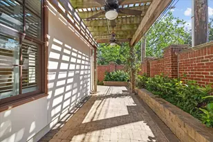 5747 Longmont Ln, Houston, TX 77057 - Photo 12