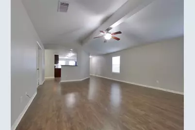 2322 Oyster Bay Avenue, Texas City, TX 77568 - Photo 2