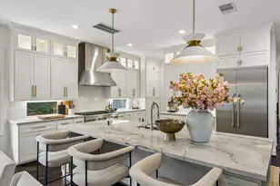 802 W 30th St, Houston, TX 77018 - Photo 12