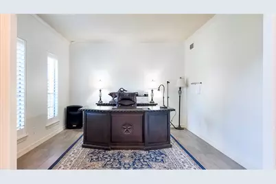 346 Timbercreek Drive, Lake Jackson, TX 77566 - Photo 4