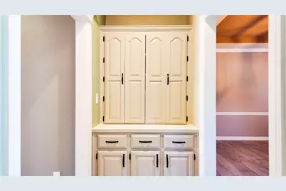 346 Timbercreek Drive, Lake Jackson, TX 77566 - Photo 6