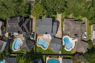 1027 Flagmore Dr, Katy, TX 77450 - Photo 2