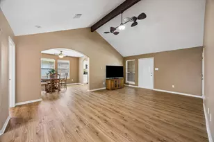 4341 Country Club Dr, Dickinson, TX 77539 - Photo 2