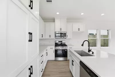 524 N 4th Street, La Porte, TX 77571 - Photo 8