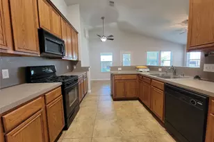 2723 Wild Oak Park Dr, Conroe, TX 77385 - Photo 10