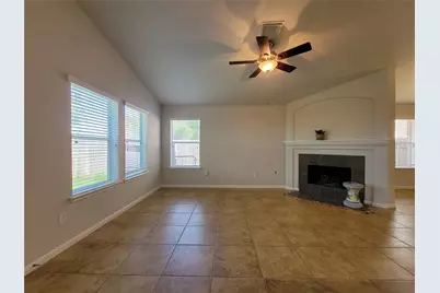 2723 Wild Oak Park Drive, Conroe, TX 77385 - Photo 6
