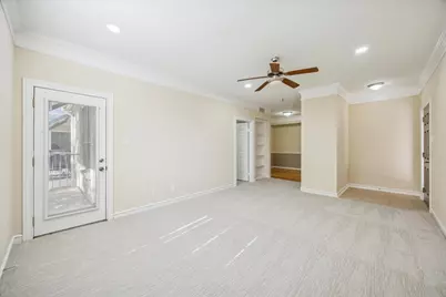 2700 Revere St #142, Houston, TX 77098 - Photo 4