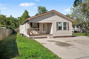 12215 Myrtle Ave, Crosby, TX 77532 - Photo 2