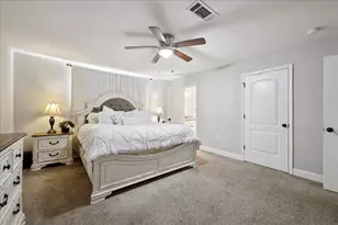 13525 Leaning Oaks Dr, Beaumont, TX 77713 - Photo 18