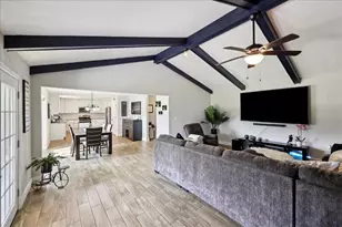 13525 Leaning Oaks Dr, Beaumont, TX 77713 - Photo 6