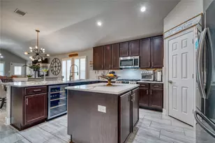 18306 W Hardy Rd, Houston, TX 77073 - Photo 14