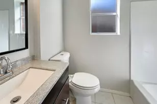 205 Bastrop St, Angleton, TX 77515 - Photo 6